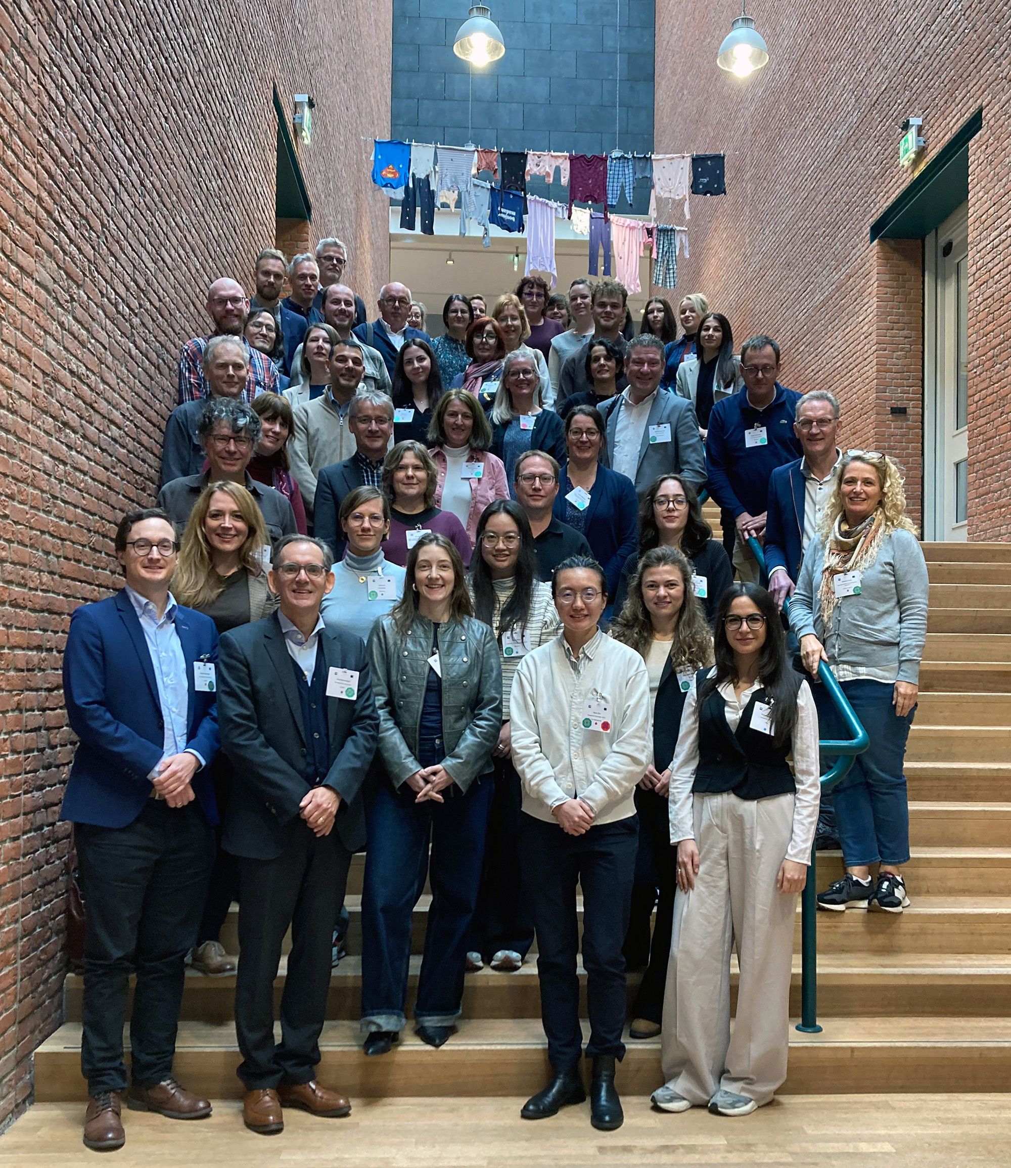 Group photo of the project's contributors.&nbsp;<em><span class="ts-alignment-element" id="tgtAlignment_23" data-is-focusable="true">Photo</span><span class="ts-alignment-element" id="tgtAlignment_24" data-is-focusable="true">:</span> Stefanie Pool</em>